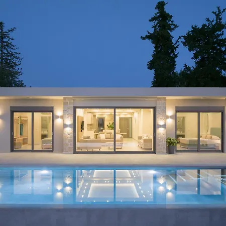 Reflection Villa, Heated Pool & Absolute Seclusion, By Thinkvilla Villa La Canée