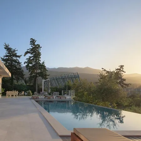 Reflection Villa, Heated Pool & Absolute Seclusion, By Thinkvilla Villa